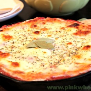 Easy Skillet Lasagna Recipe at PinkWhen.com