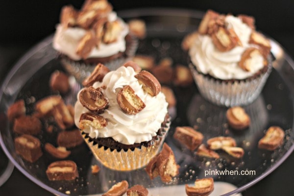 Delicious Halloween Baking Dessert Cupcakes #SpookyCelebration #cbias #shop