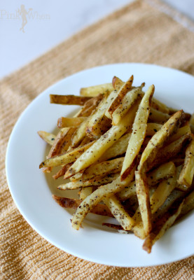 Homemade Garlic and Basil French Fries Recipe Via PinkWhen.com