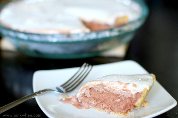 Frozen Chocolate S'mores Ice Cream Pie 
