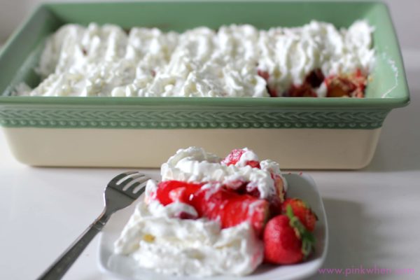 No Bake Strawberry Cloud Cake 
