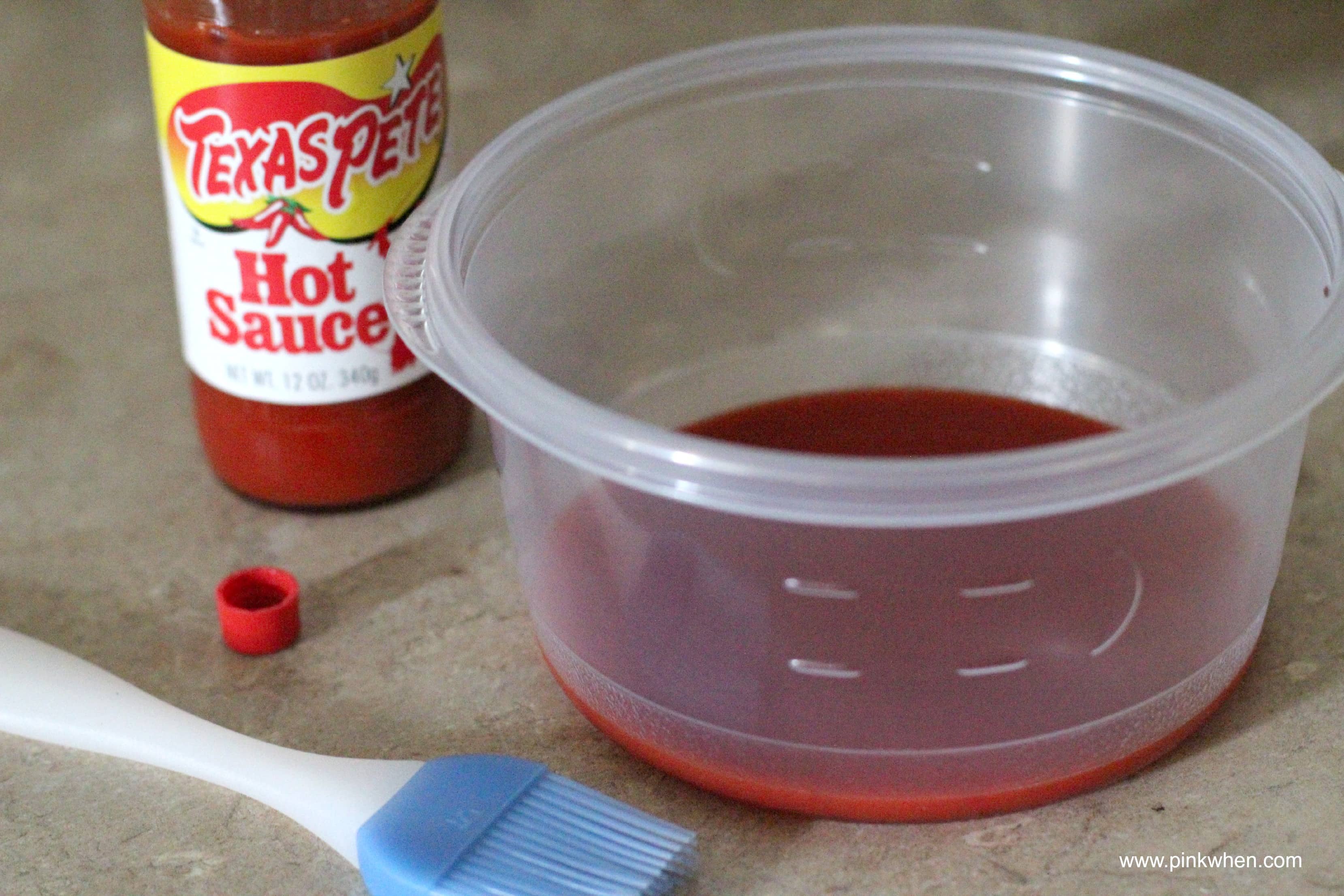 Sizzlin' Hot Wings - Perfect Football Food - #TexasPete 1