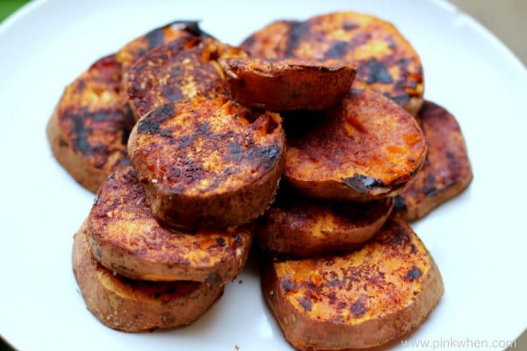How to cook perfect sweet potato slices on the grill | www.pinkwhen.com