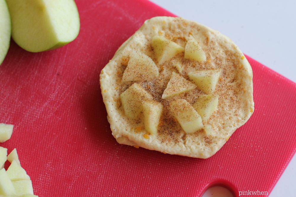 Grand Apple and Cinnamon Biscuits