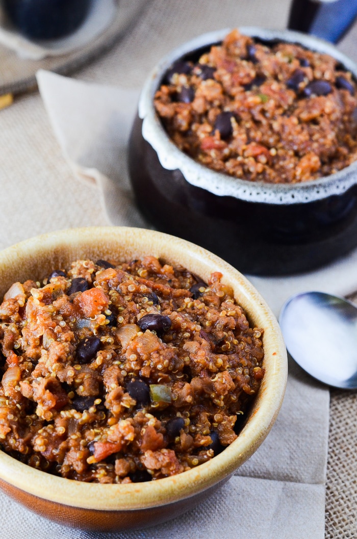 One-Pan-Vegan-Quinoa-Chili-4-2