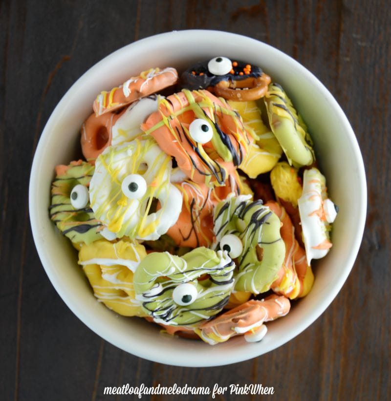 halloween pretzel treats