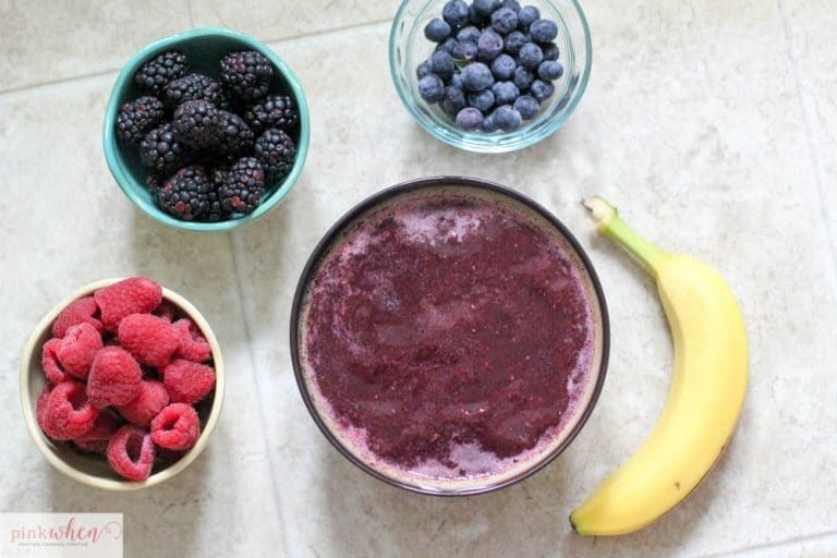 Blackberry Granola Smoothie Bowl Recipe