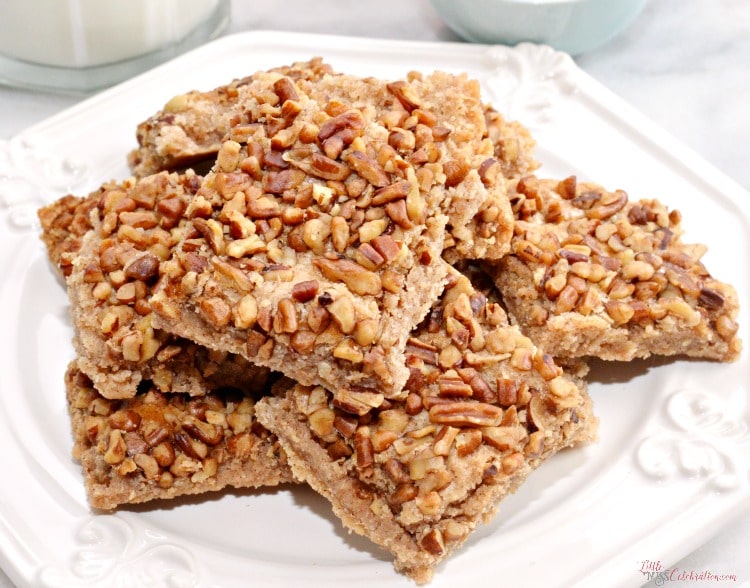 Cinnamon Nut Squares Dessert Recipe | PinkWhen