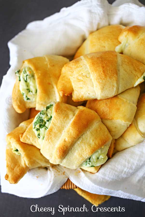 Cheesy-Spinach-Crescents
