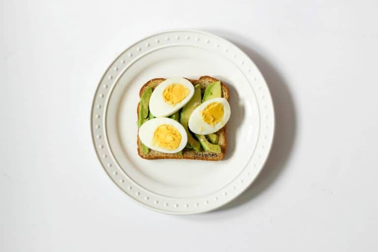 This Avocado Egg Toast is an easy and healthy way to start the day. 