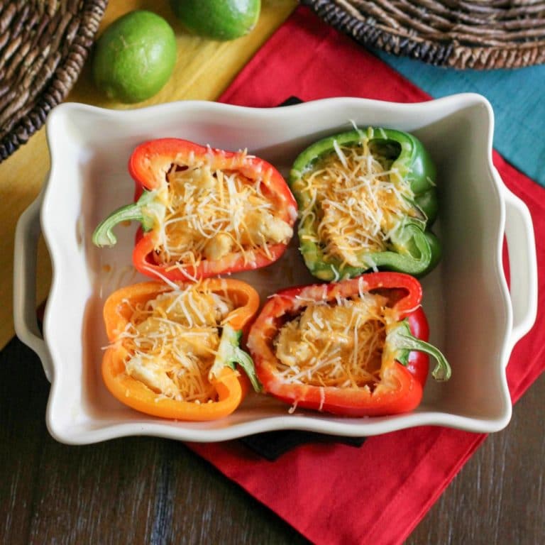 Chicken Fajita Stuffed Bell Pepper Recipe made with flavored quinoa, chicken, and more!