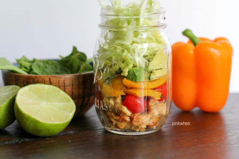 Mason Jar Chicken Fajita Salad 