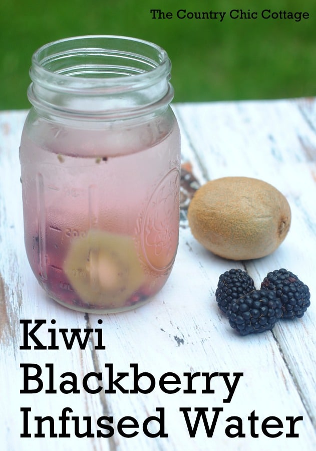 kiwi-blackberry-infused-water-recipe-002