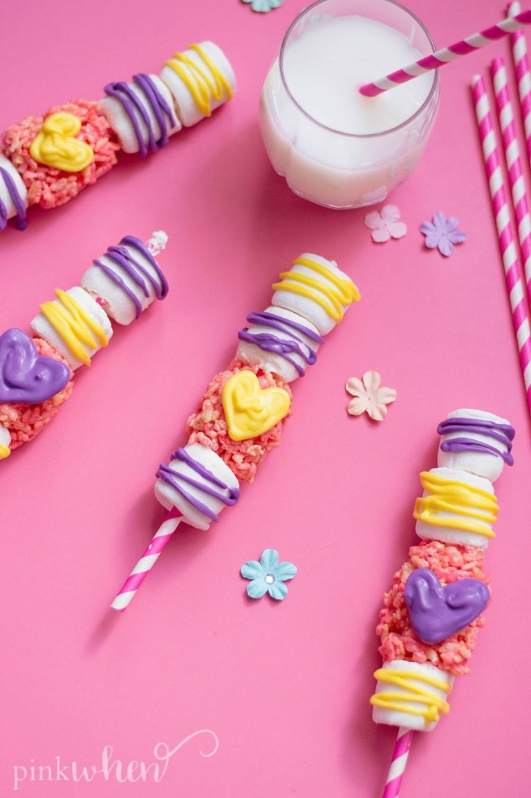 A cute and simple treat, these Mothers Day Dessert Skewers are fun for mom and kiddos!
