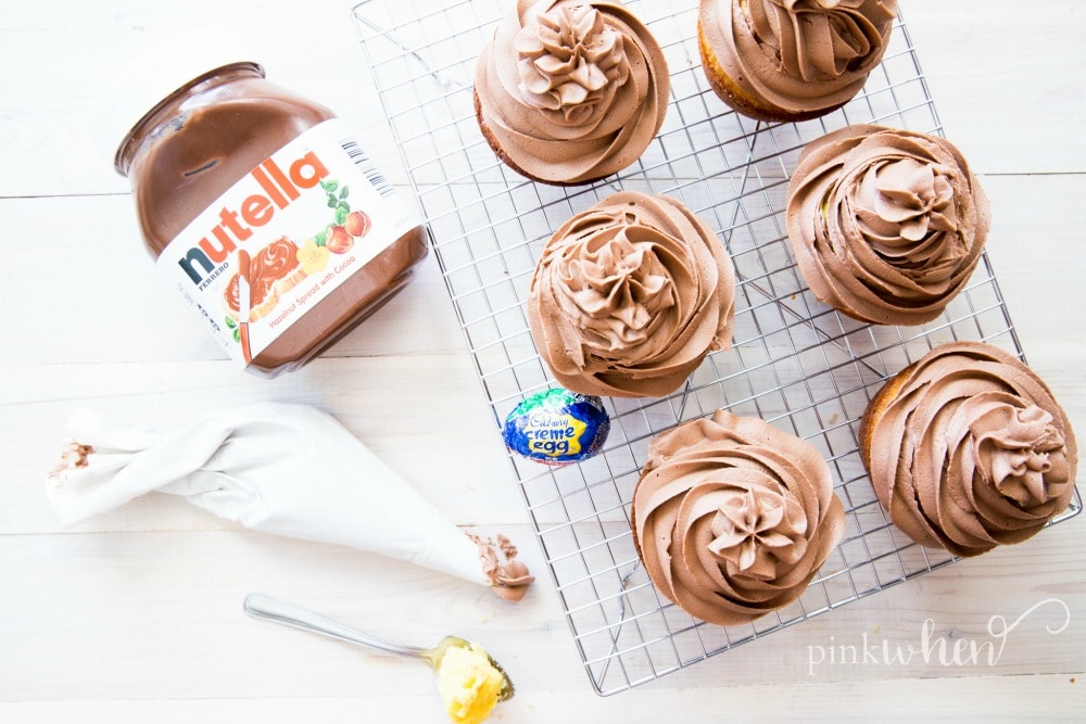 Nutella Buttercream Cupcakes with Hidden Cadbury Egg #NutellaCupcakes #CadburyCupcakes #EasterDessert