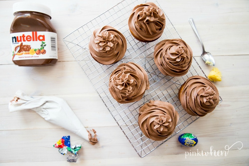 Nutella Buttercream Cupcakes with Hidden Cadbury Egg #NutellaCupcakes #CadburyCupcakes #EasterDessert