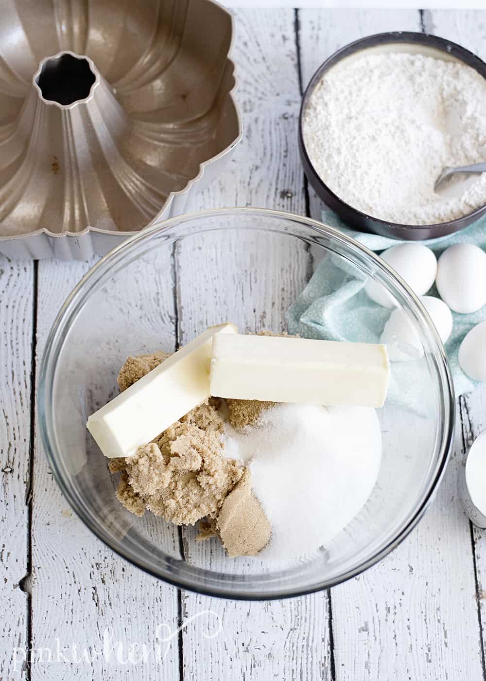 This BROWN SUGAR BUNDT CAKE is a must do recipe. It's one of the best, moist cake recipes I have had in a LONG time. Check it out! #bundtcake #cakerecipe #dessert