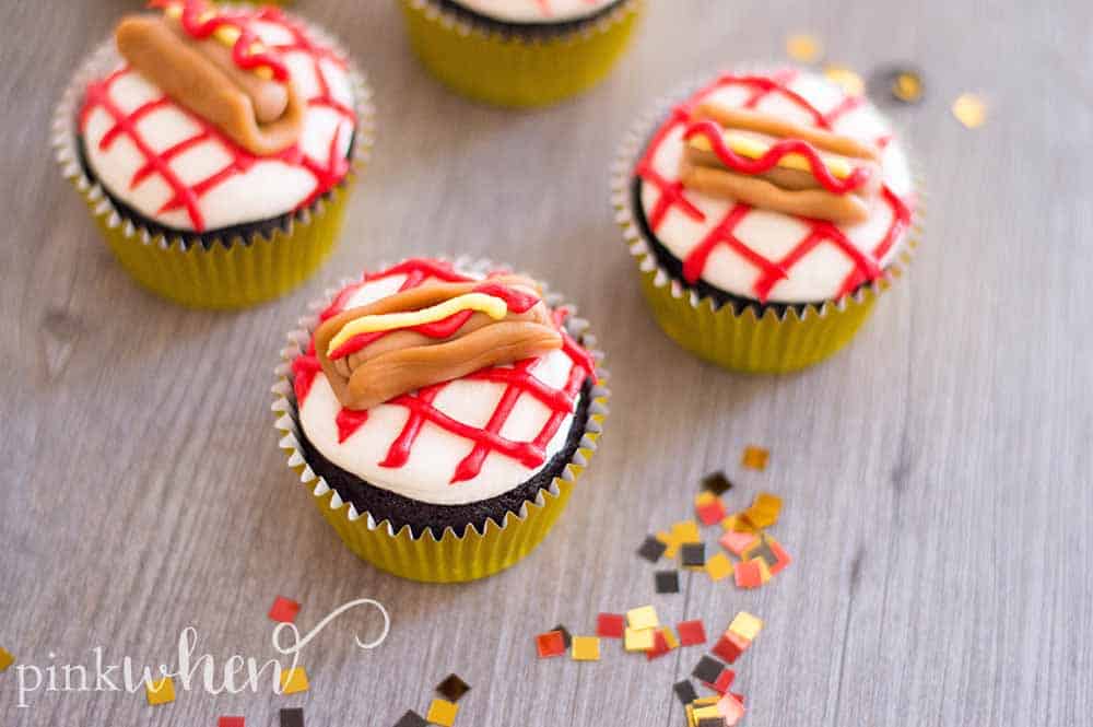 hot dog dessert hot dog cupcakes