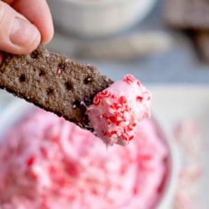 How to Make the Most Delicious Cream Cheese Dip for Christmas