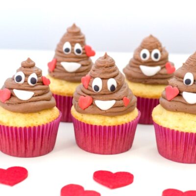 Poop Emoji Valentine Cupcakes 5