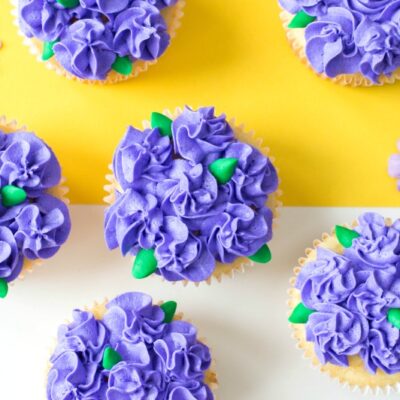 Easy Flower Cupcakes 1