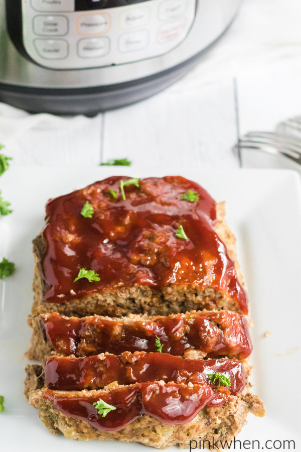 Sliced meatloaf ready to serve.