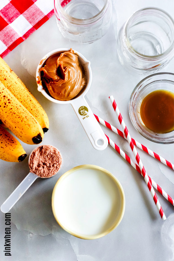 Ingredients needed for peanut butter smoothie.