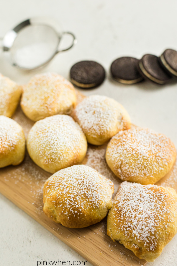 Air Fried OREOs with powdered sugar sprinkled on top.