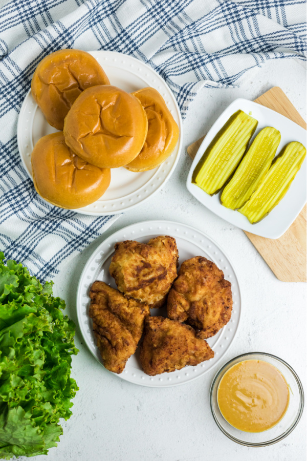 Chicken fully cooked and ready for sandwichs.