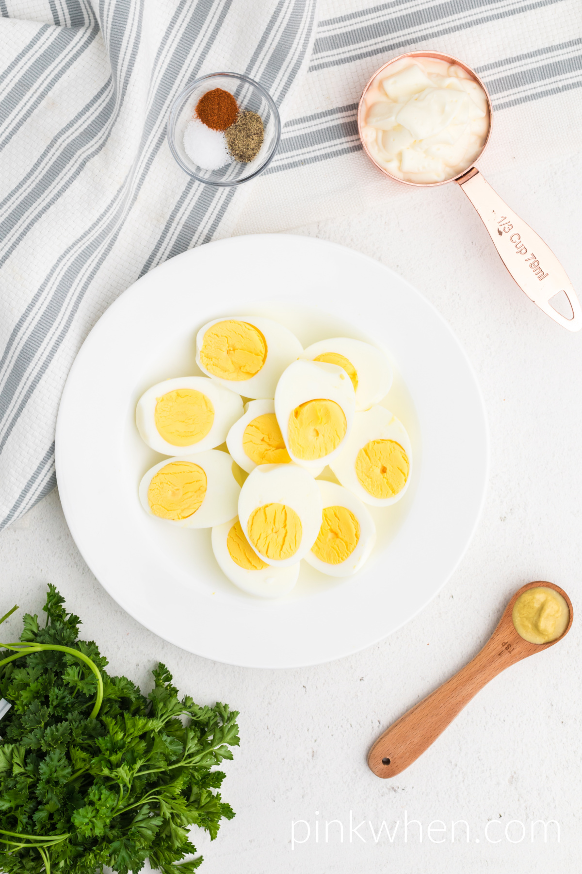 Ingredients needed to make egg salad. 