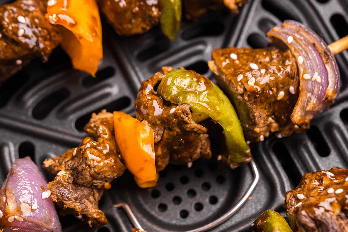 Beef Kabobs in a air fryer.