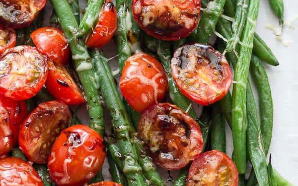 Green beans and tomatoes roasted.