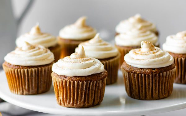 Pumpkin cupcakes with pretty frosting