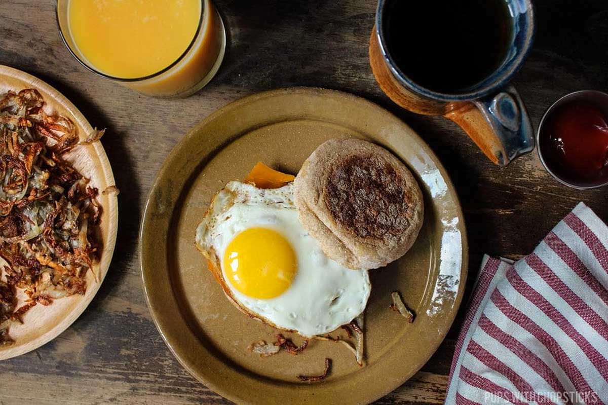 Breakfast sandwiches served in English muffins.