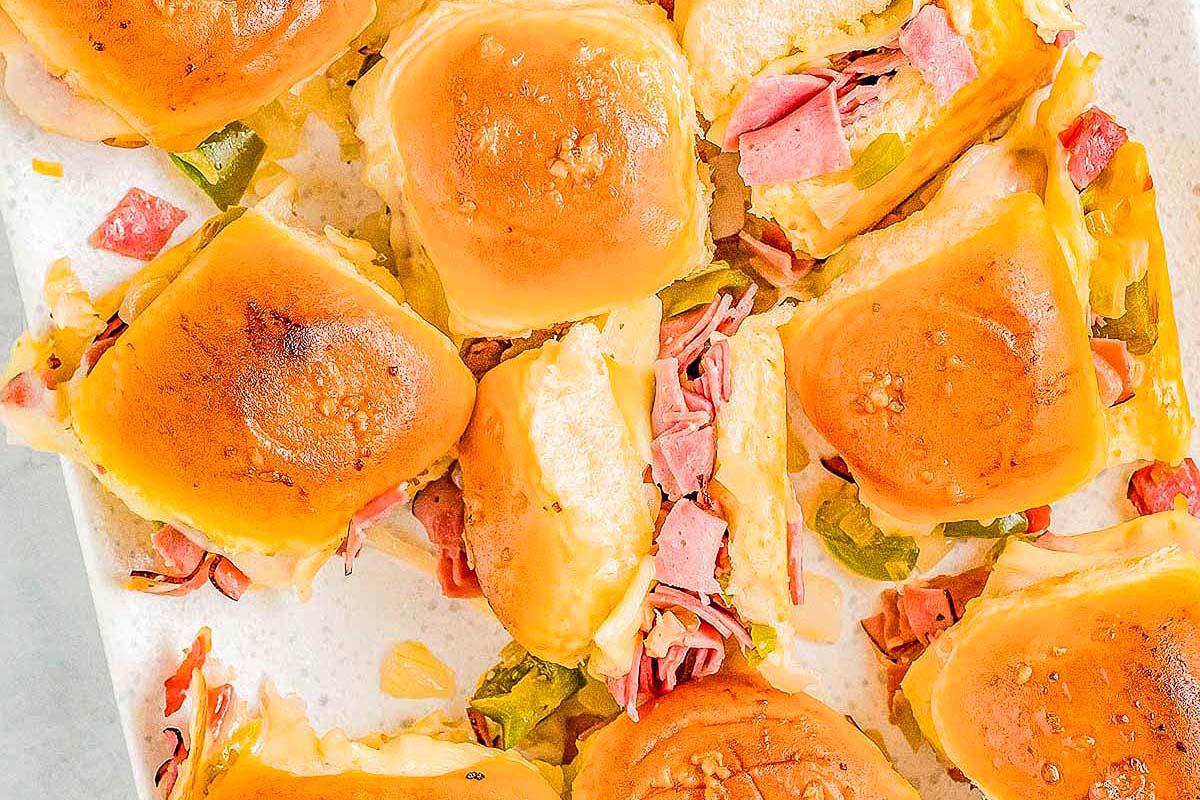 Sliders with roast beef.