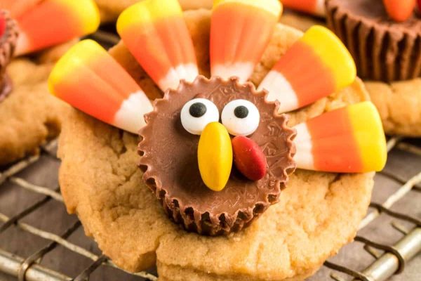 Thanksgiving cookies decorated like turkeys.