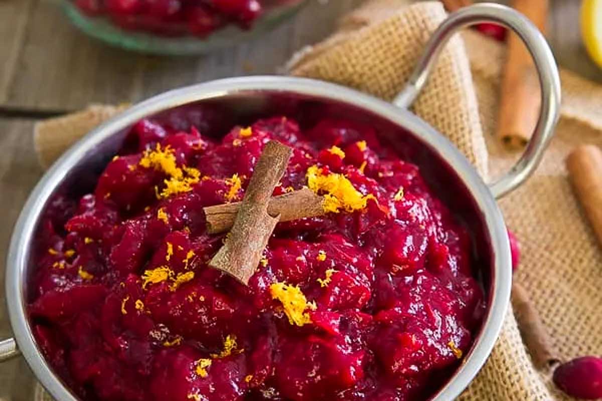 5 Ingredient Slow Cooker Cranberry Sauce