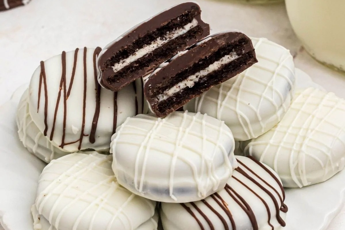 No Bake Oreo cookies on a white plate.