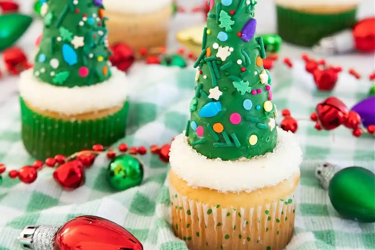 Christmas Tree Cupcakes