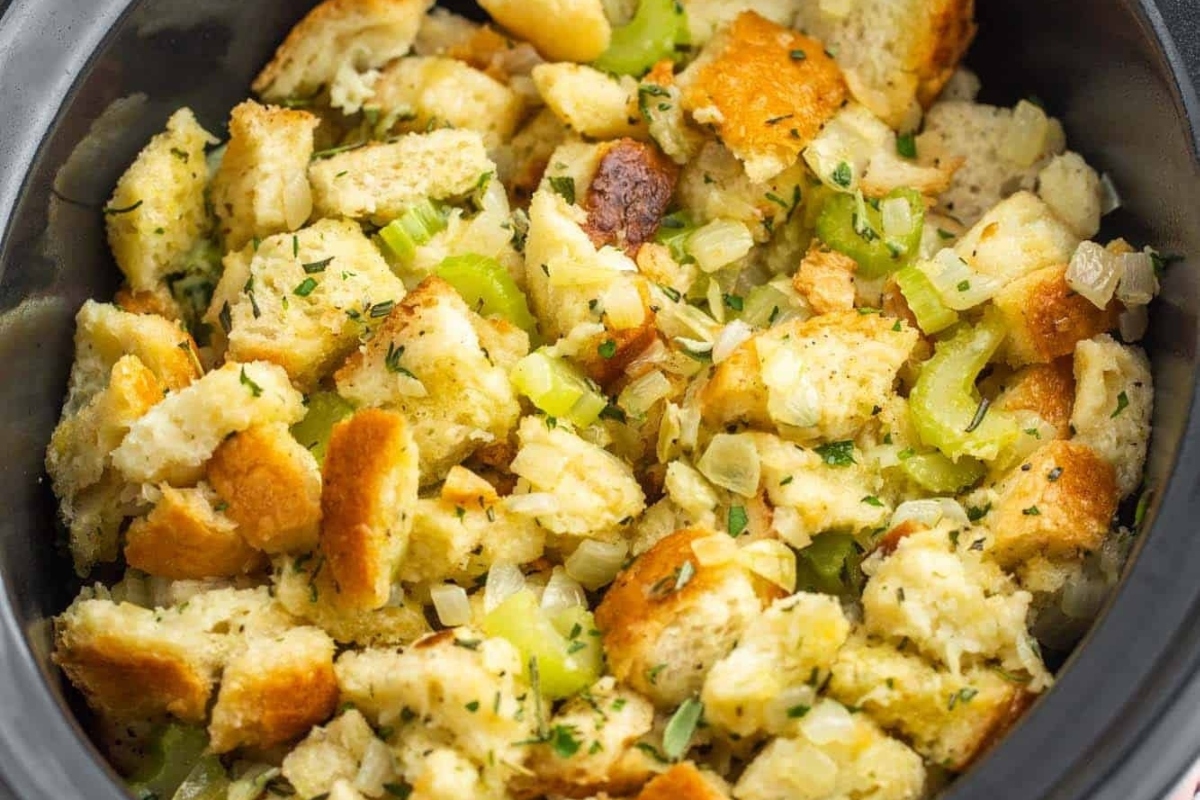 A delicious slow cooker stuffed with mouthwatering stuffing.
