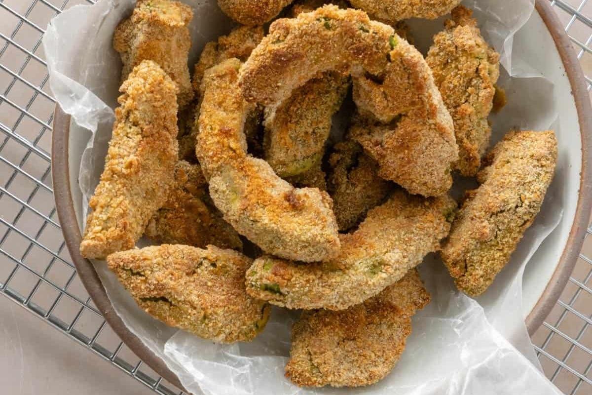 Fried avocado on a pate.