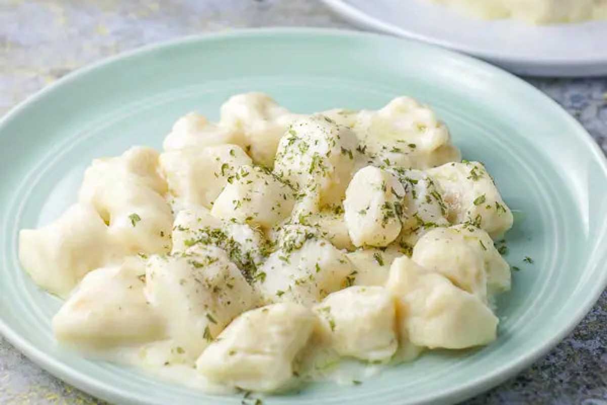 Gnocchi dumplings on a plate.