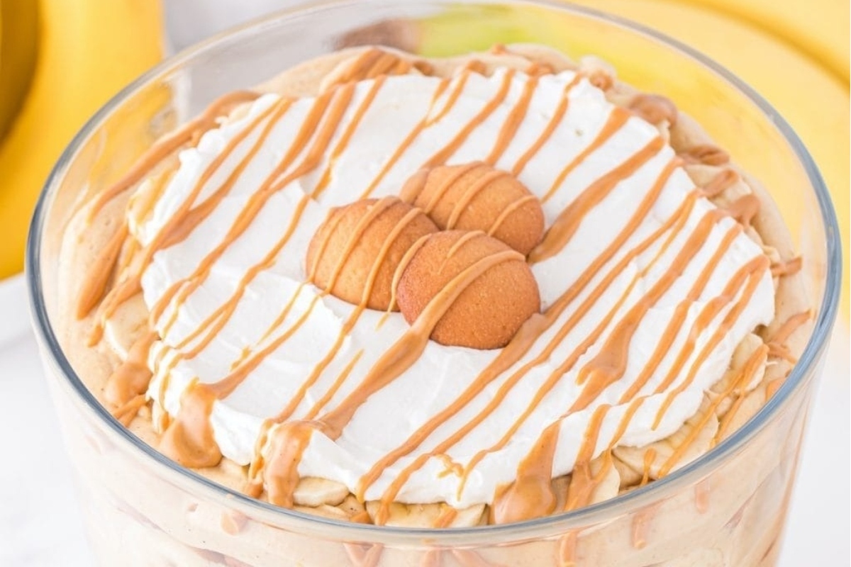 Peanut butter banana trifle in a glass. Trifles.