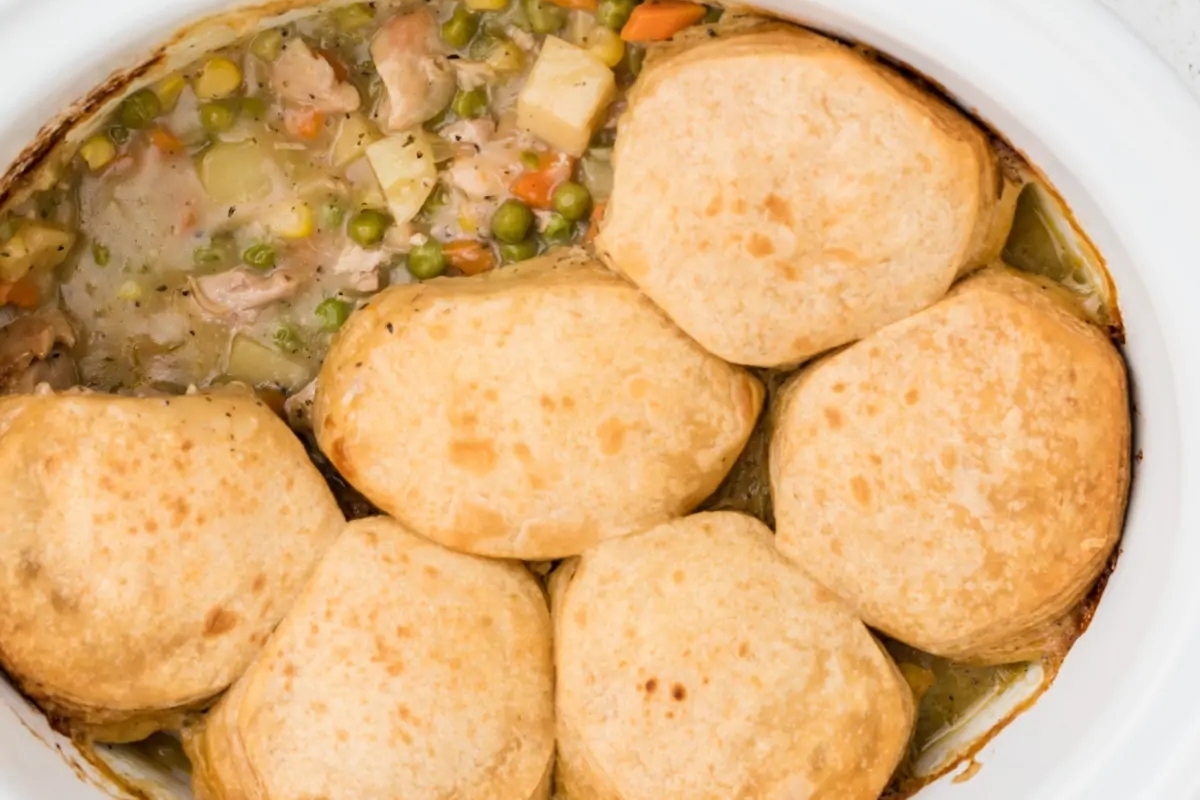 Easy Crock Pot Chicken Pot Pie Recipe with Frozen Peas