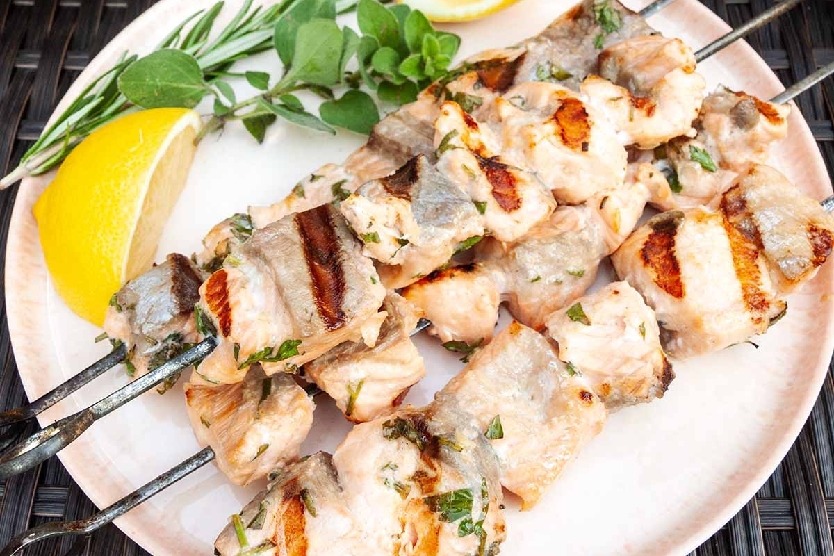 Lemon and herb infused chicken skewers, perfect for a flavorful dinner.