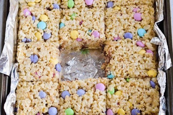 Easter rice krispy treats in a pan.