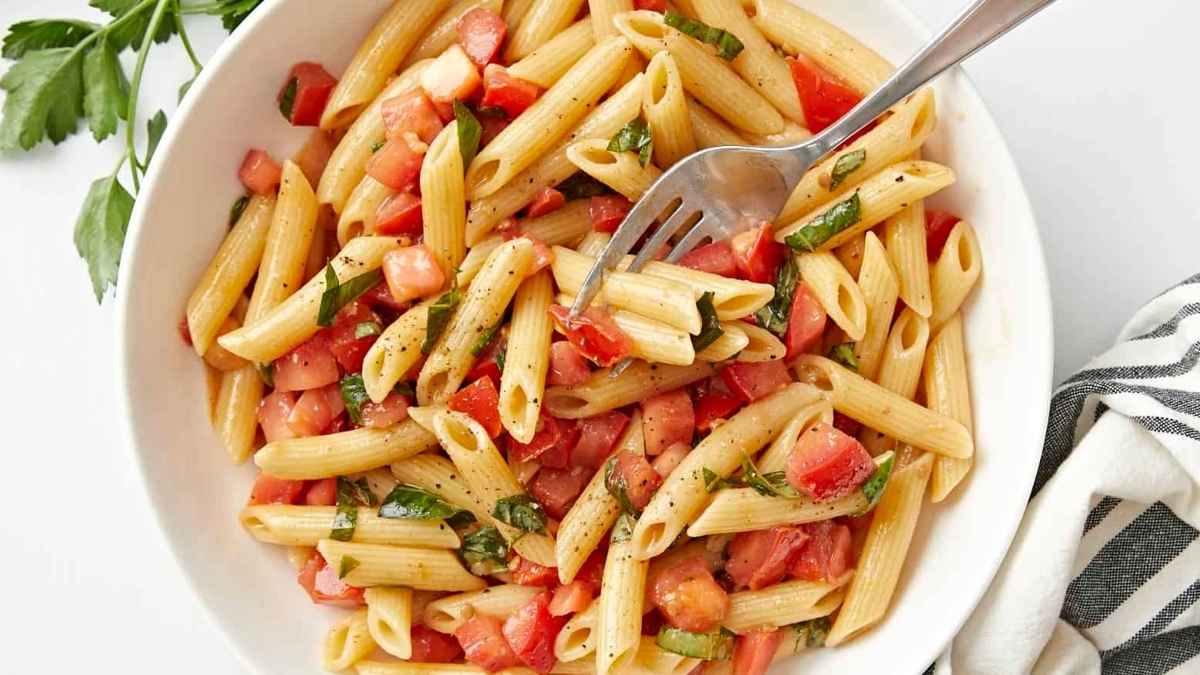 Bruschetta pasta in a bowl.