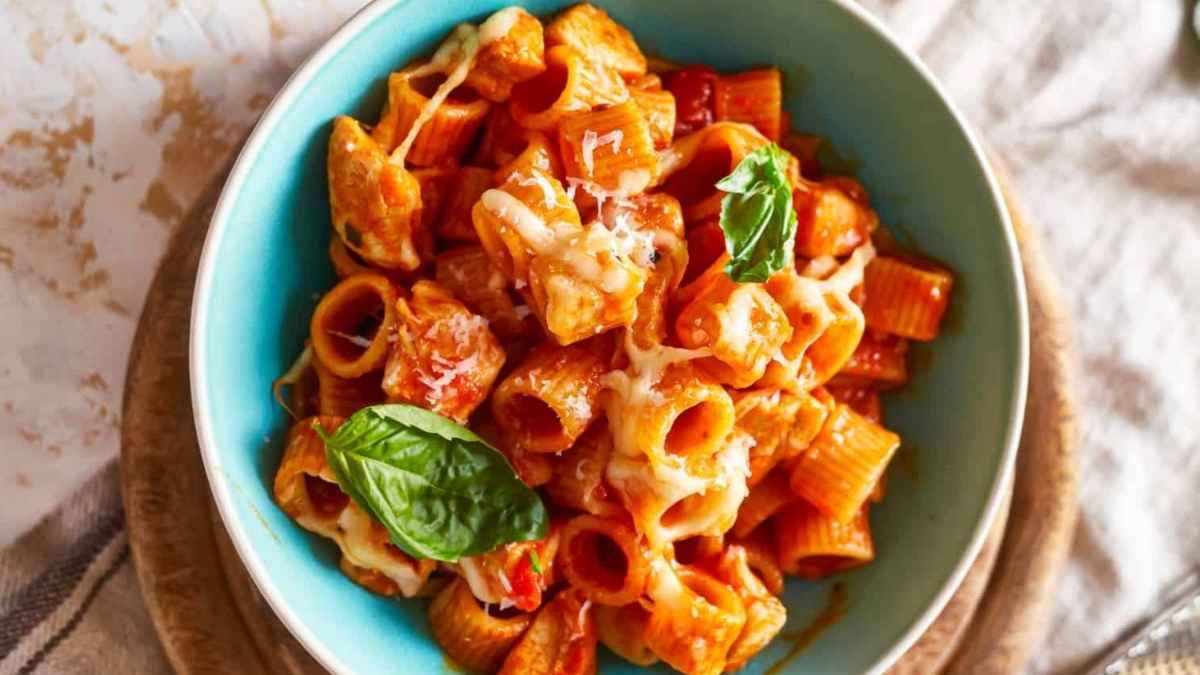 Chicken parmesan pasta on a plate.