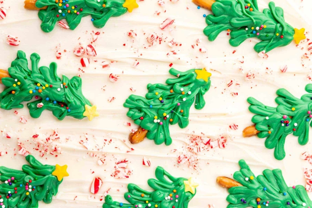 Christmas Tree White Chocolate Peppermint Bark