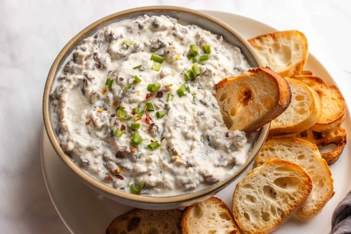 Creamy Mushroom Dip